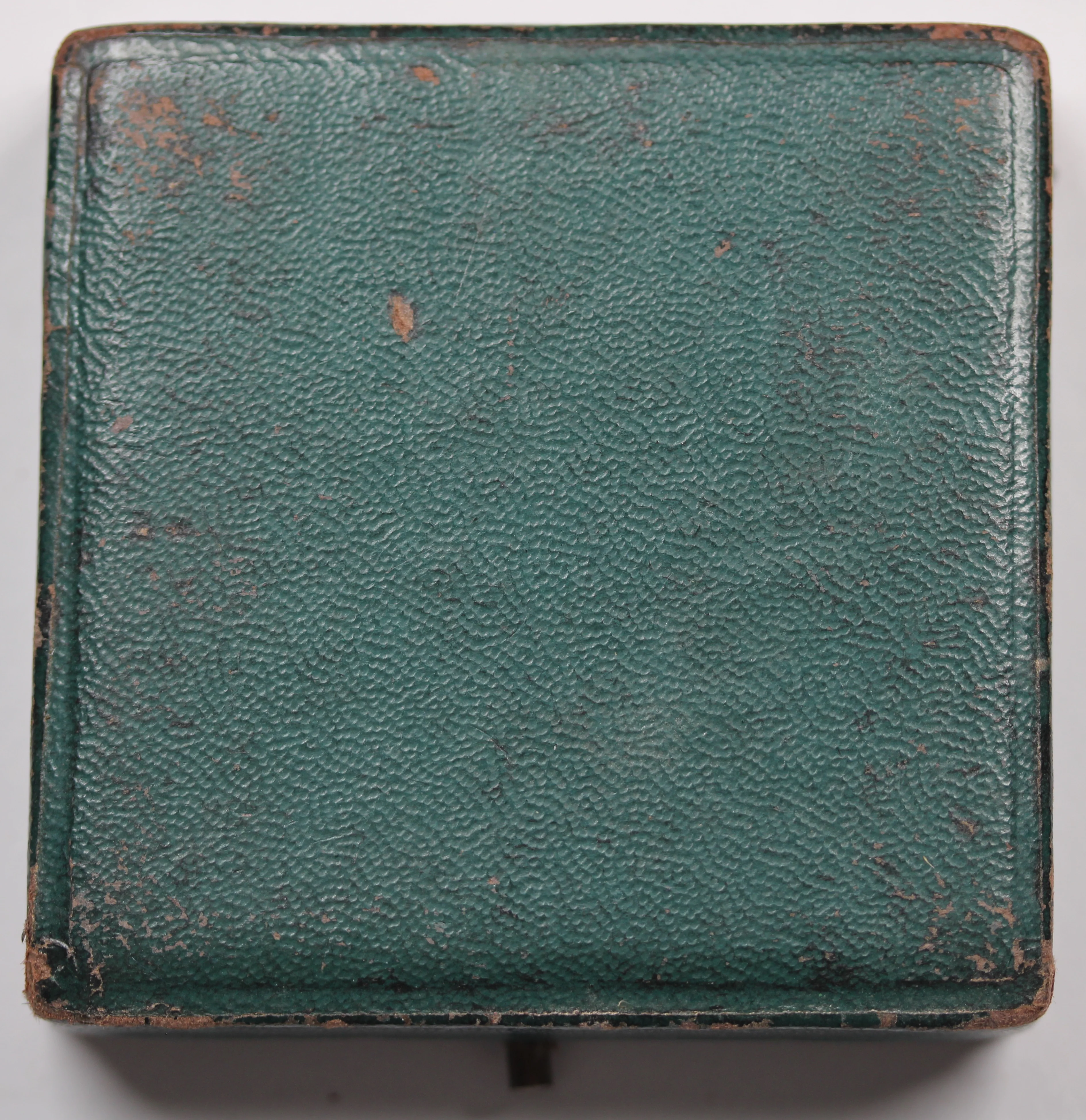 1907 Melbourne First Exhibition of Women’s Work Bronze Medal in Presentation Box - Image 3