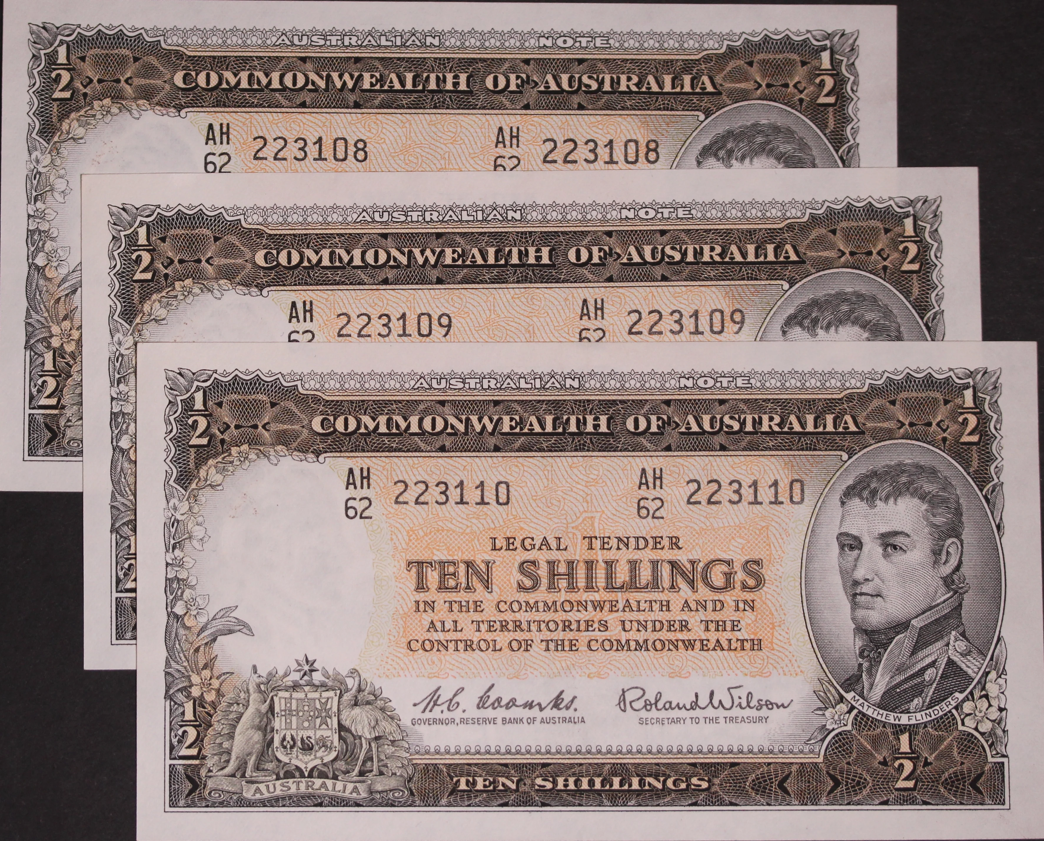 1961 Coombs/Wilson 10 Shilling Consecutive Trio gEF