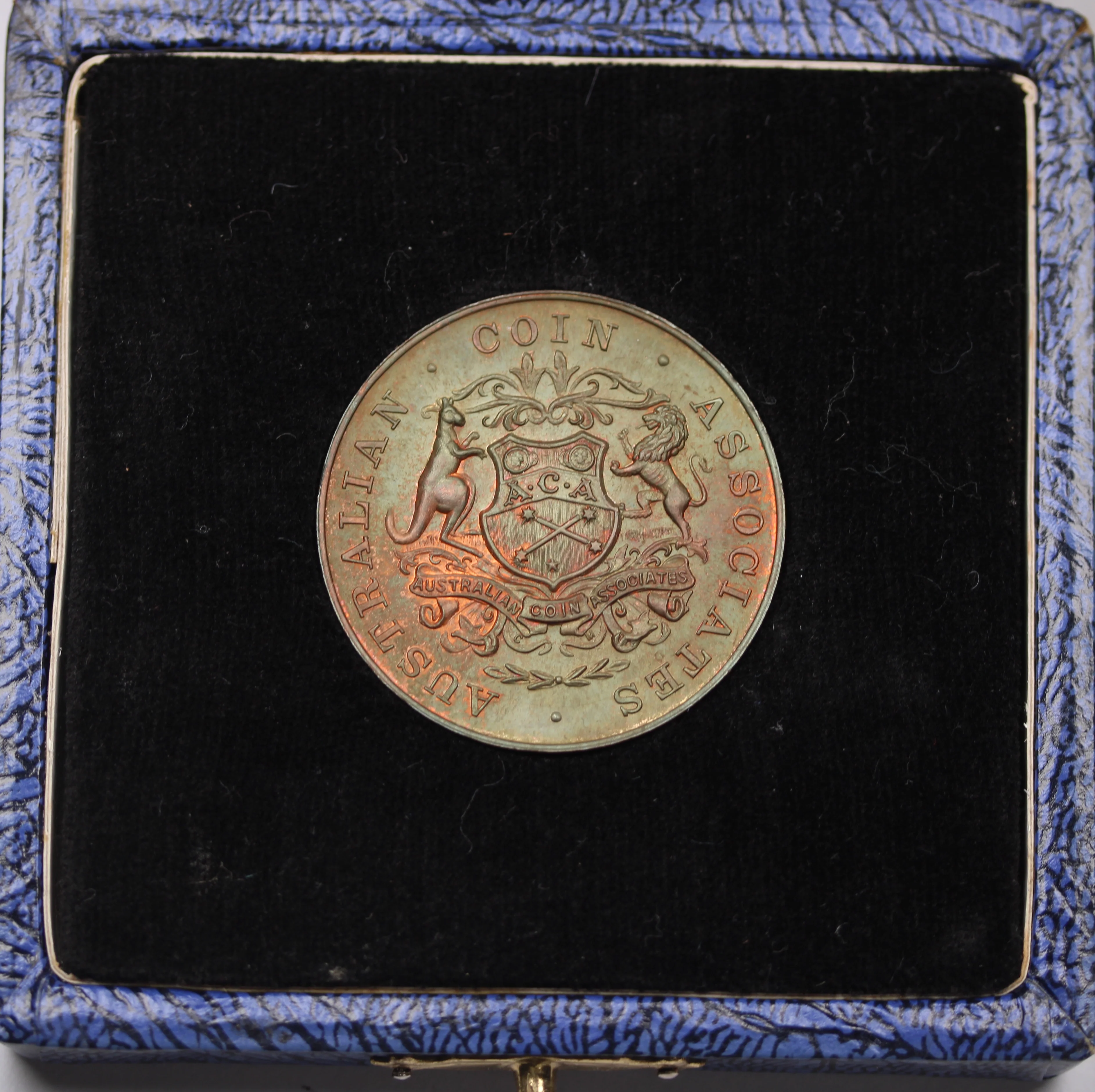 1967 Australian Prime Ministers Robert Menzies Proof Silver Medallion - Image 2