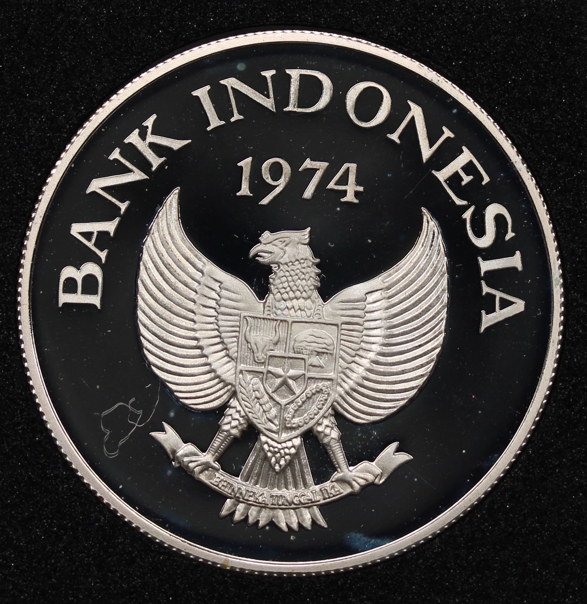 1974 Indonesia 2000 Rupiah Javan Tiger Silver Coin - Image 2