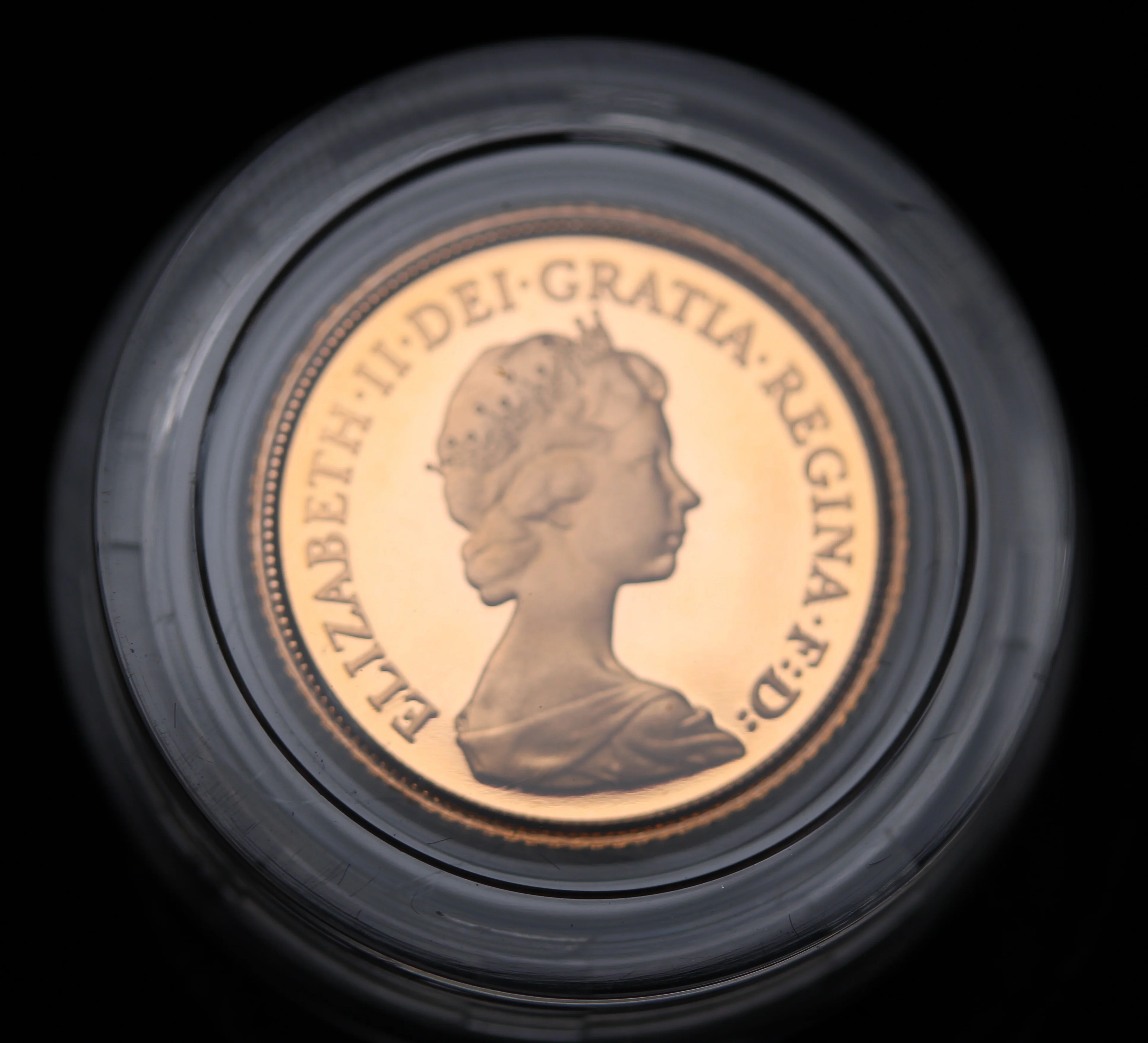 1982 GB Gold Half Sovereign Proof Coin - Image 4