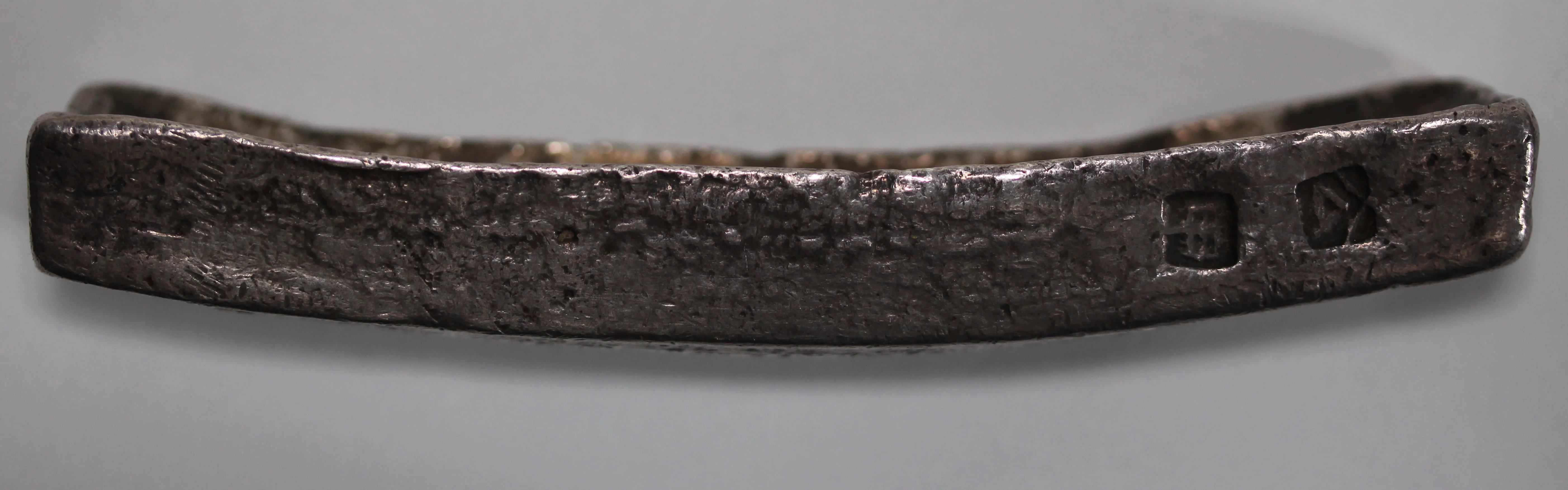 19th Century Vietnam Tael Silver Banana Bar (370 grams) - Image 2