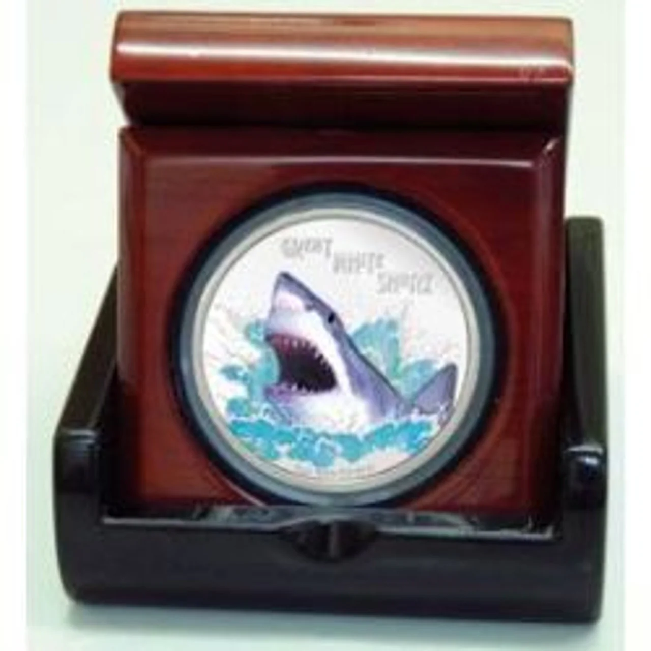 2007 $1 Deadly and Dangerous Great White Shark 1oz Silver Coloured Proof Coin - Image 2