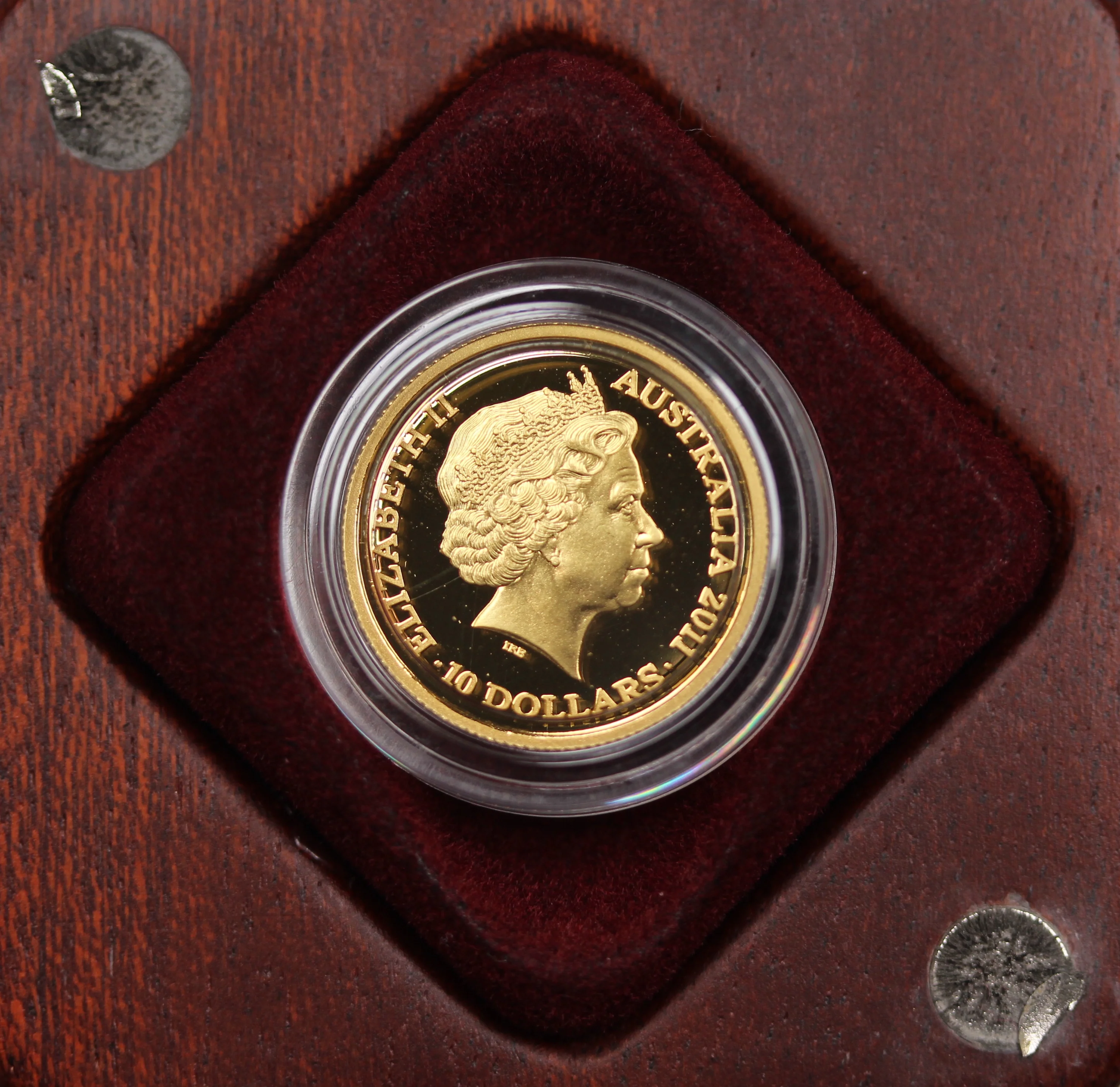 2011 1/10oz Year of the Rabbit Gold Proof Coin - Image 3