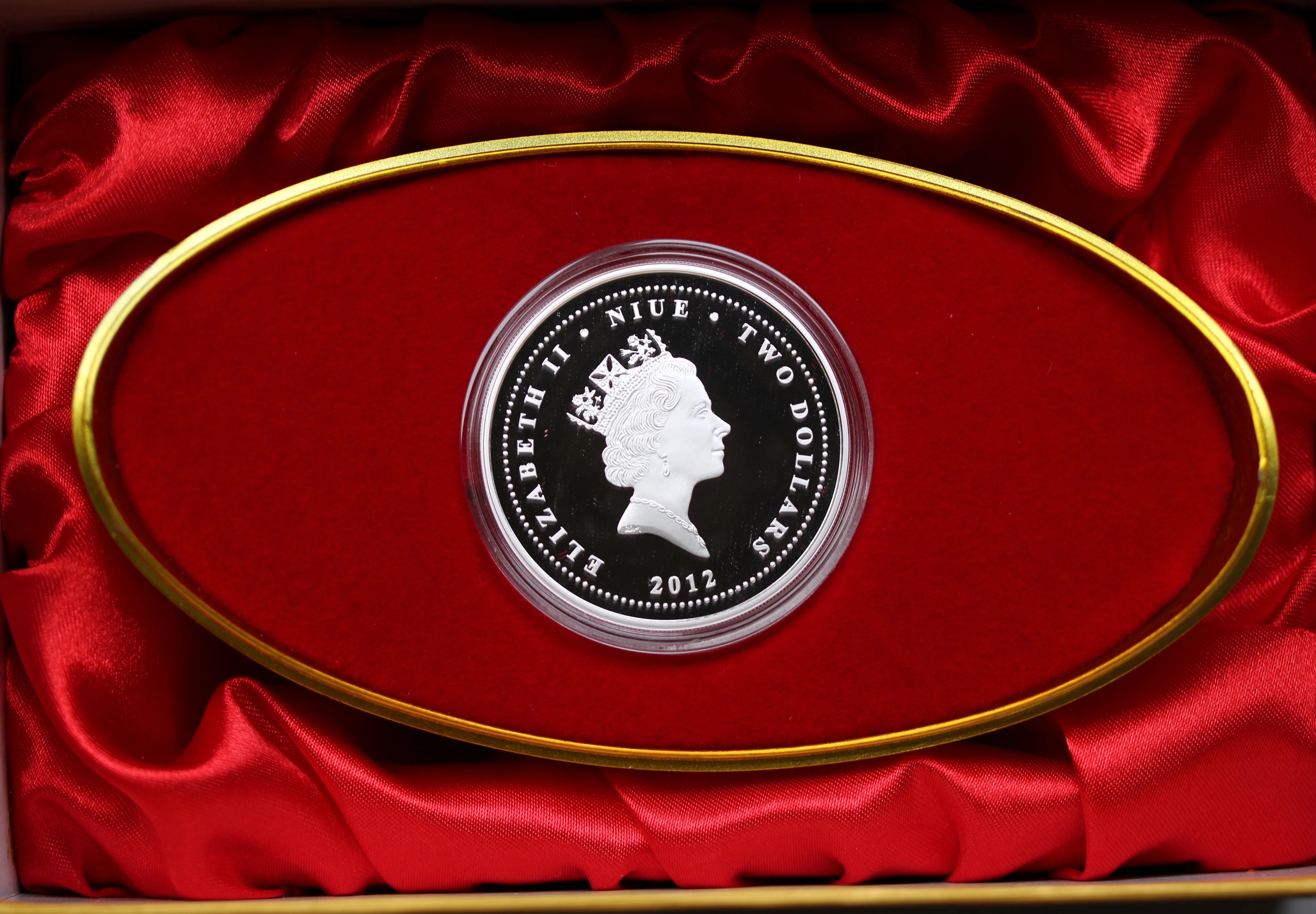 2012 $2 Yellow Lunar Year of the Dragon 1oz Silver Coin - Image 2