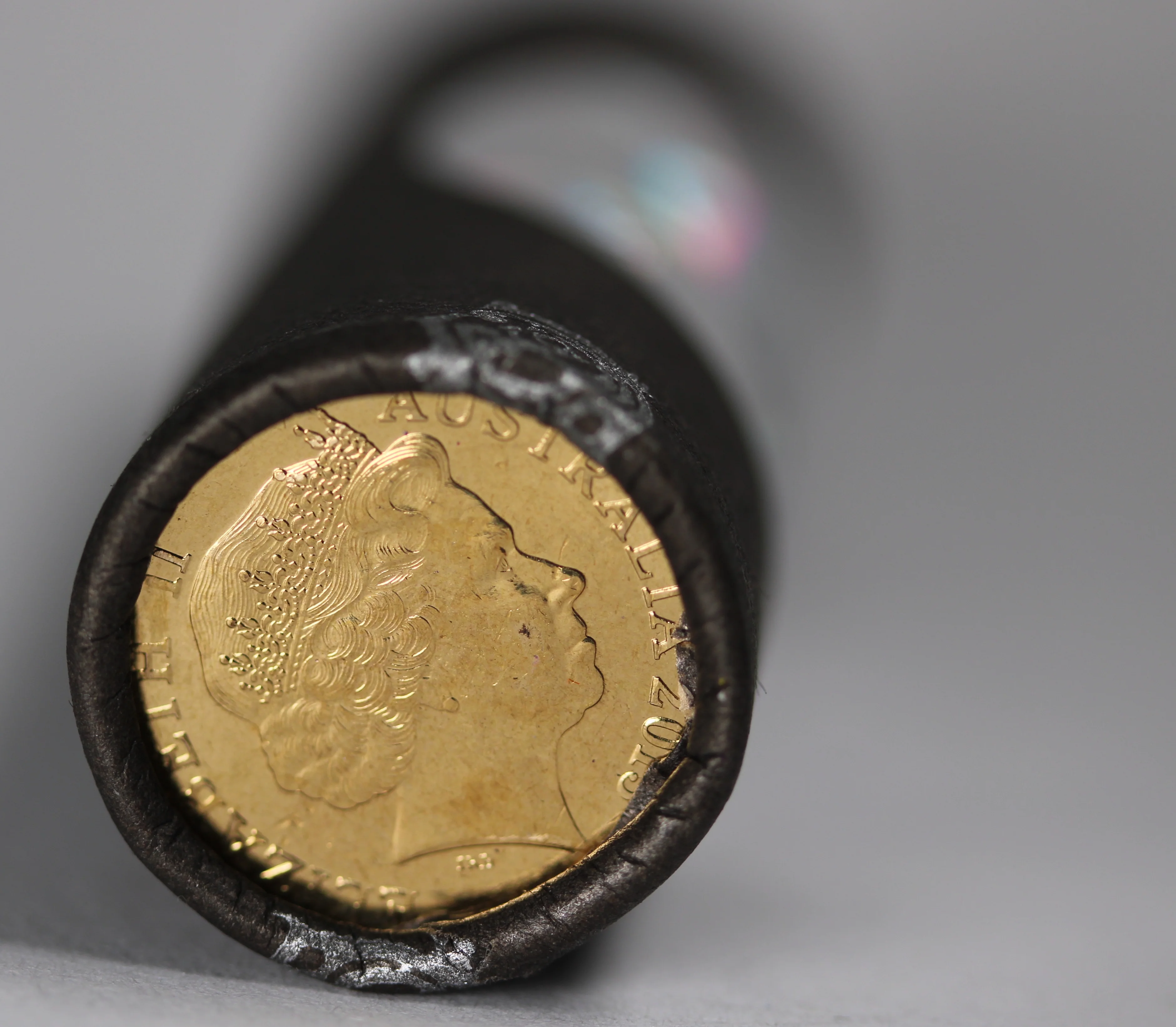 2013 $2 Purple Coronation 60th Anniversary Uncirculated 25-Coin Cotton & Co Roll - Image 3