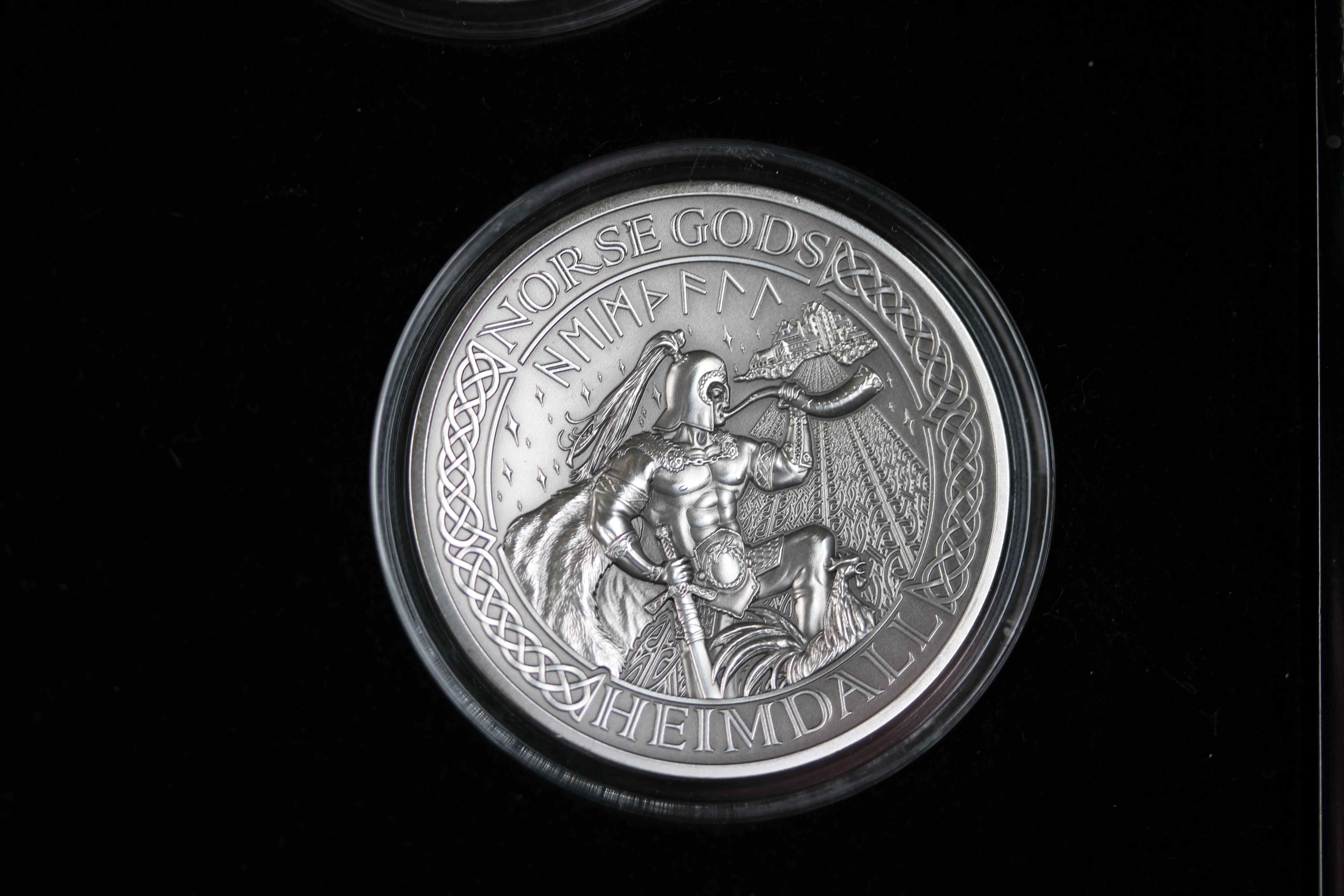 2016 The Norse Gods 9-Coin 2oz Antiqued Silver Set in Box - Image 10