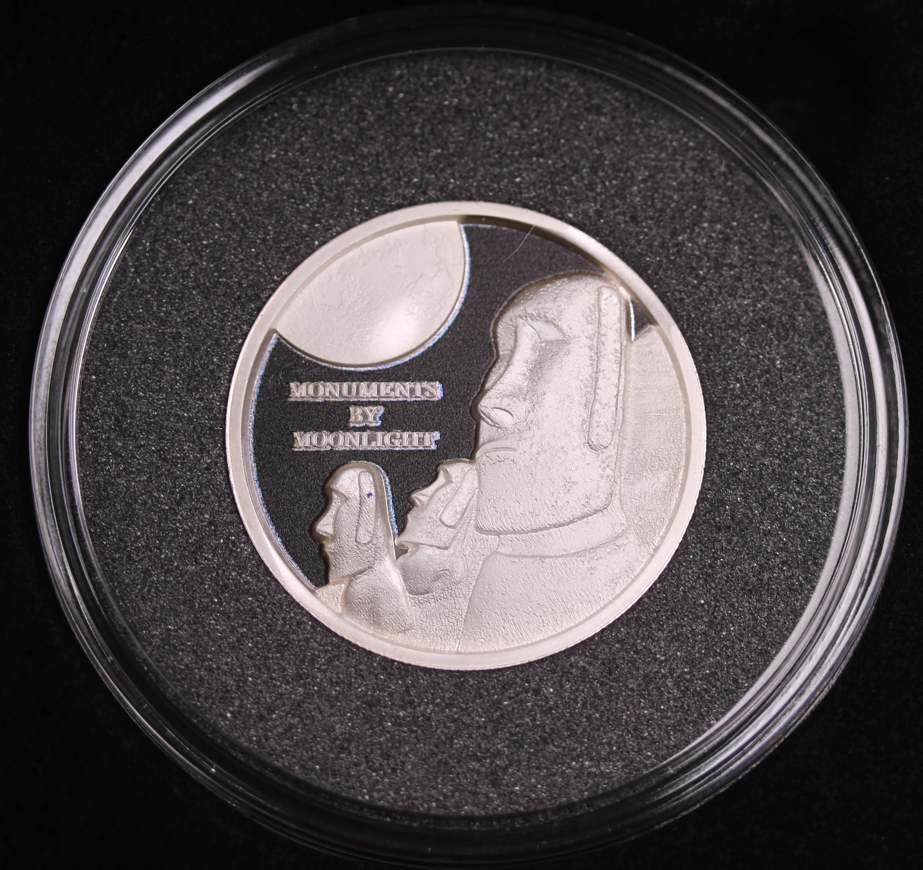 2019 Fiji 1oz Silver Monuments by Moonlight Easter Island Ultra High Relief Proof - Image 2