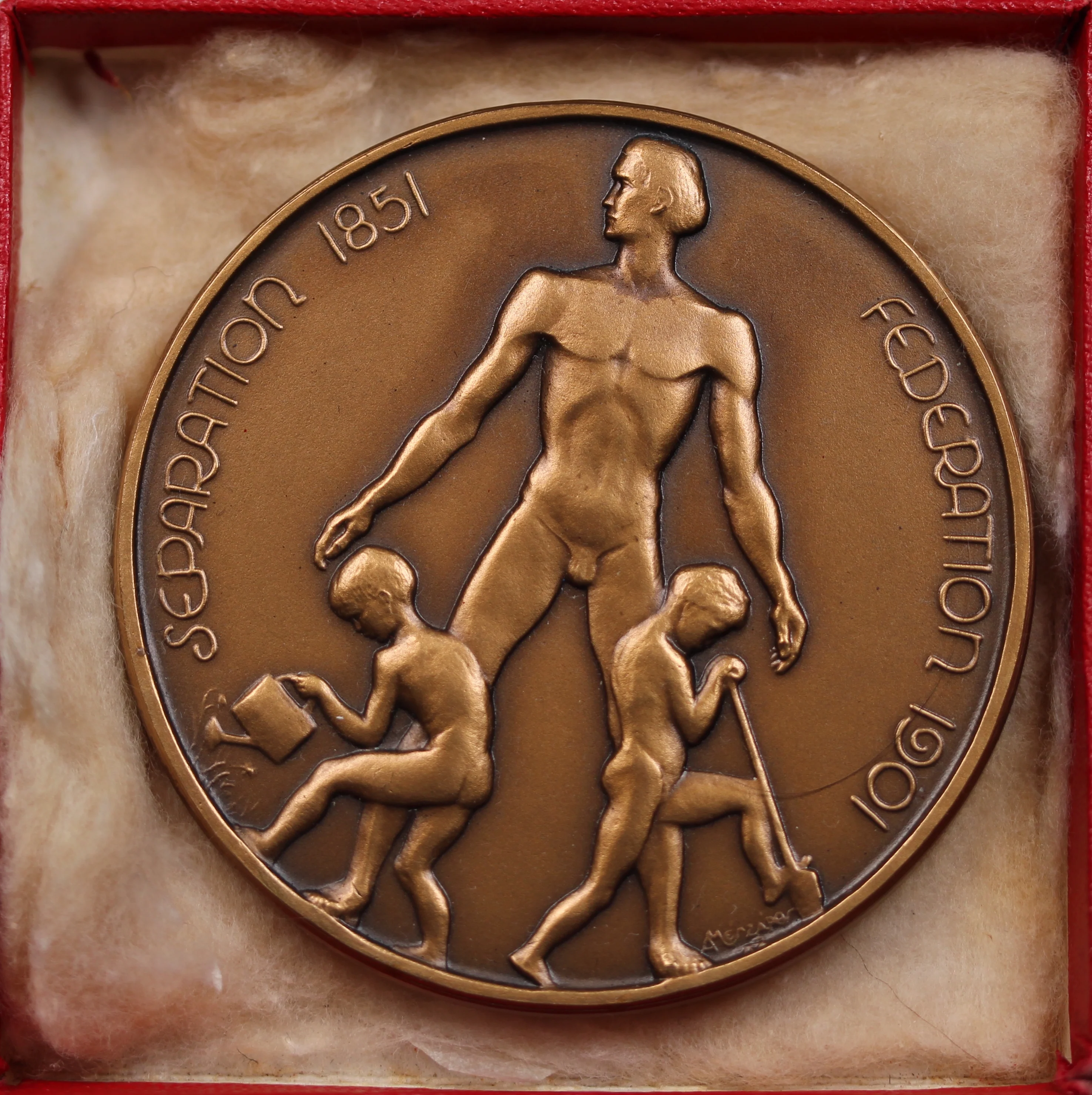 Centenary of Victoria’s Separation from NSW (1851) and the Golden Jubilee of Australian Federation (1901) Medal