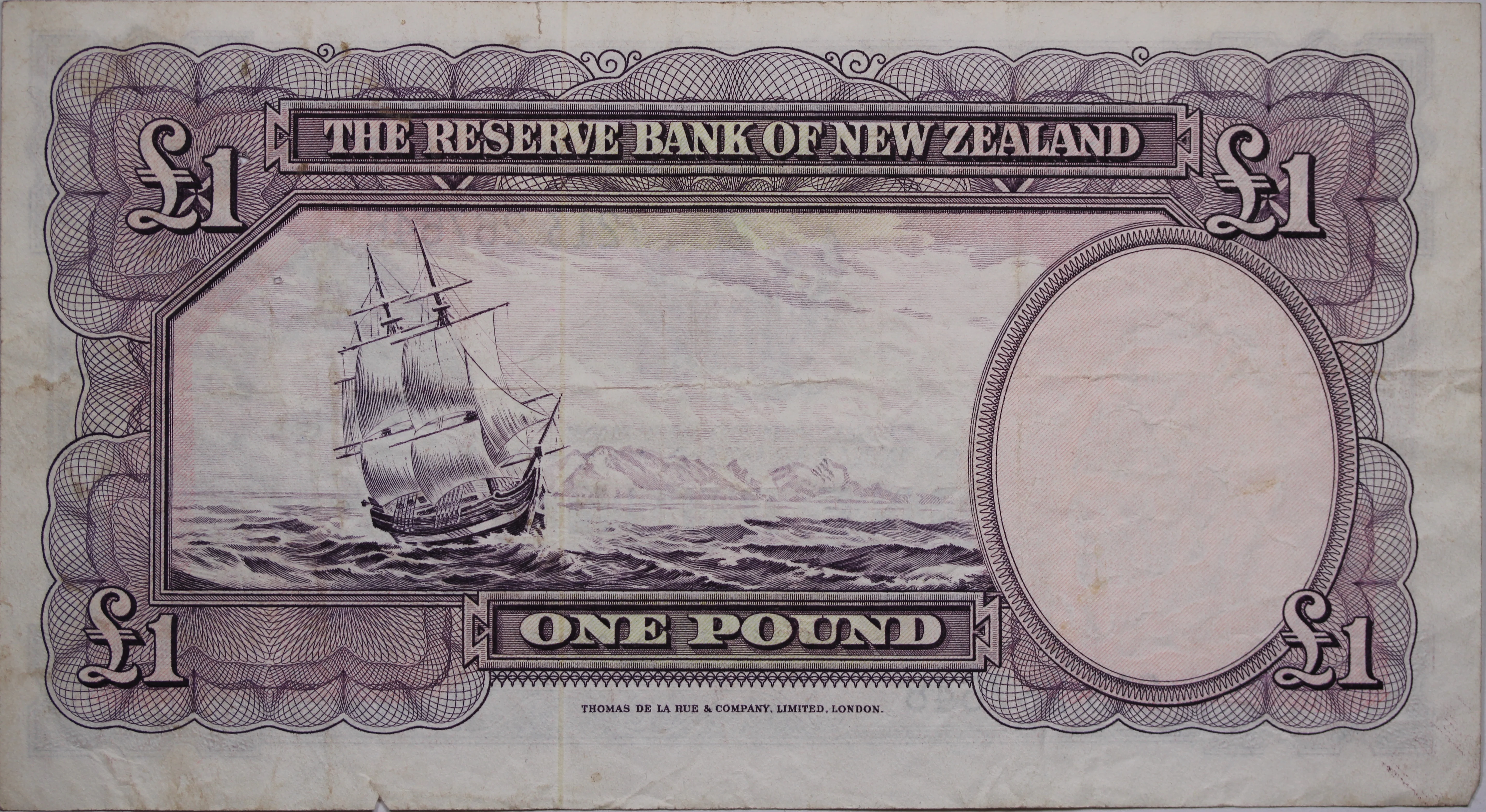 New Zealand 10 Shilling, One Pound and Five Pound Trio of Notes VF - Image 5