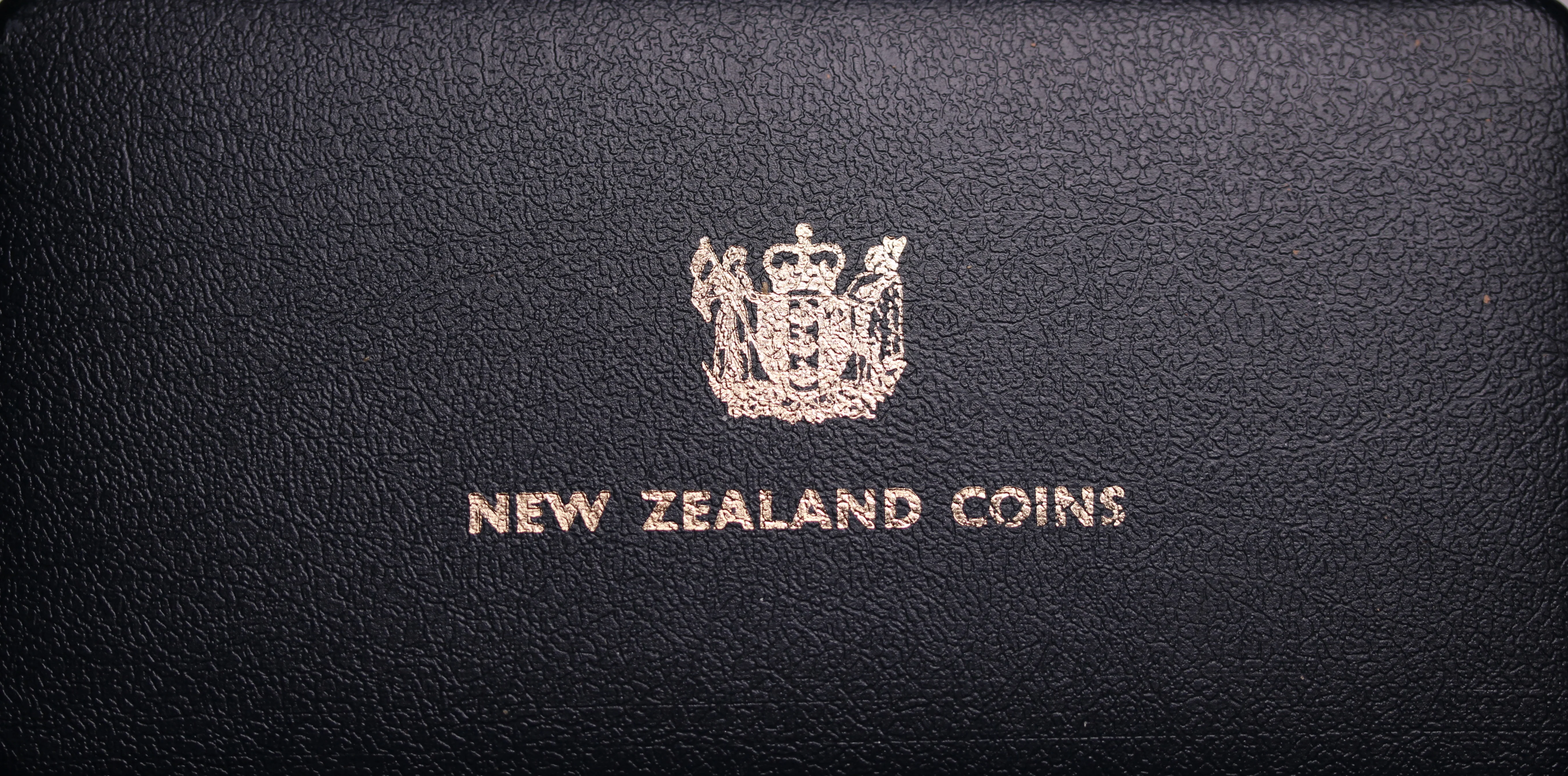 New Zealand 1968 Proof Set - Image 2
