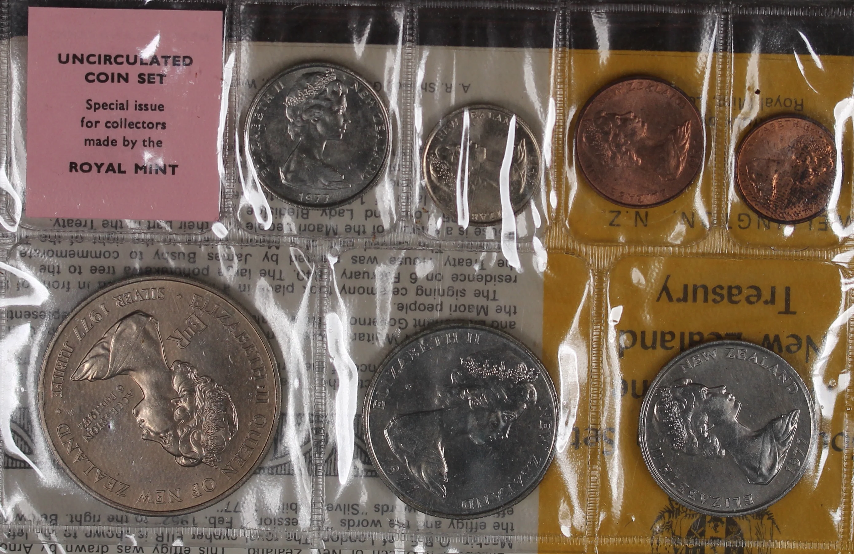New Zealand 1977 QEII Jubilee Mint Set - Image 3