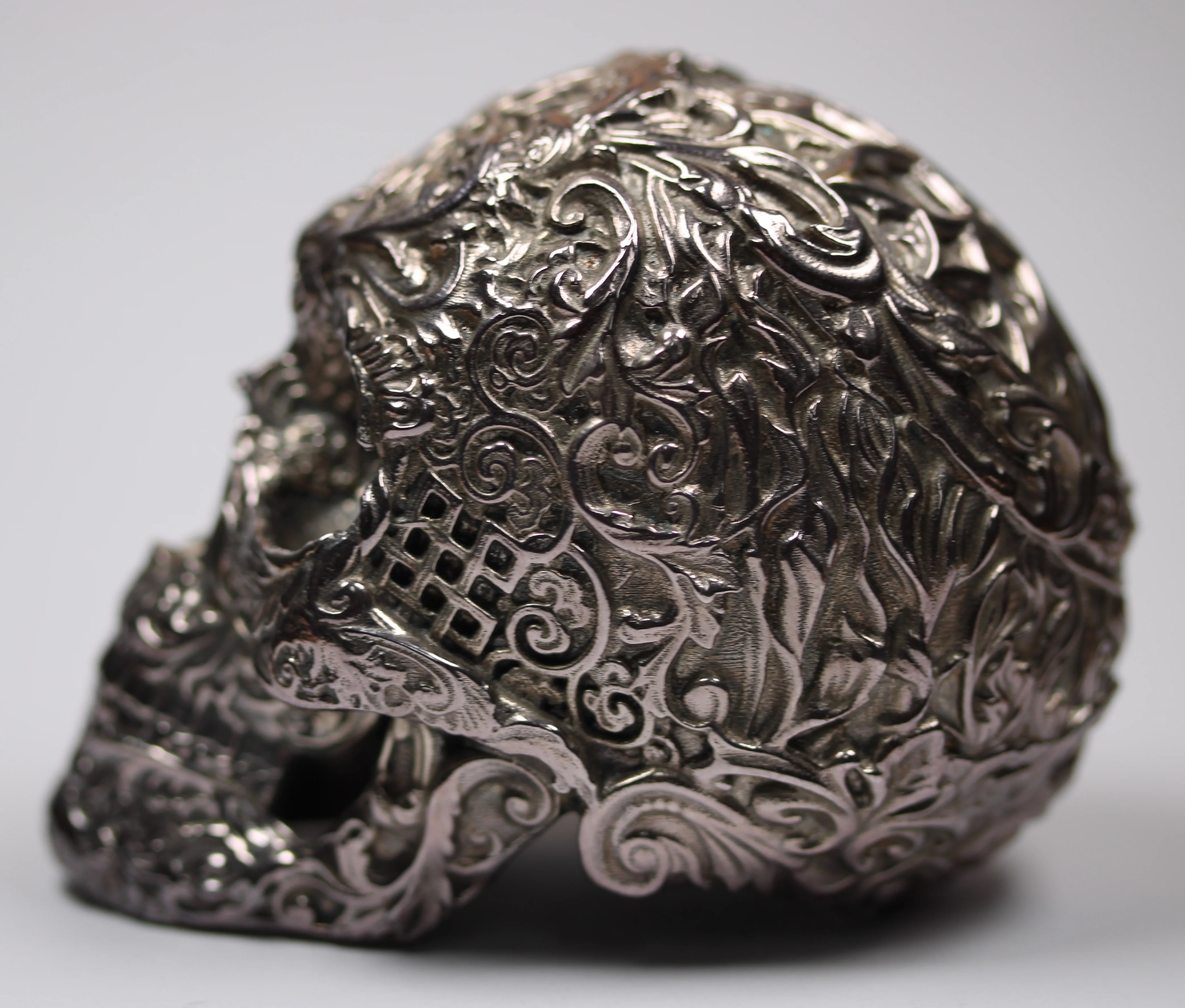 Skull of the Dead - Sterling Silver Statue 15oz (505g) - Image 2