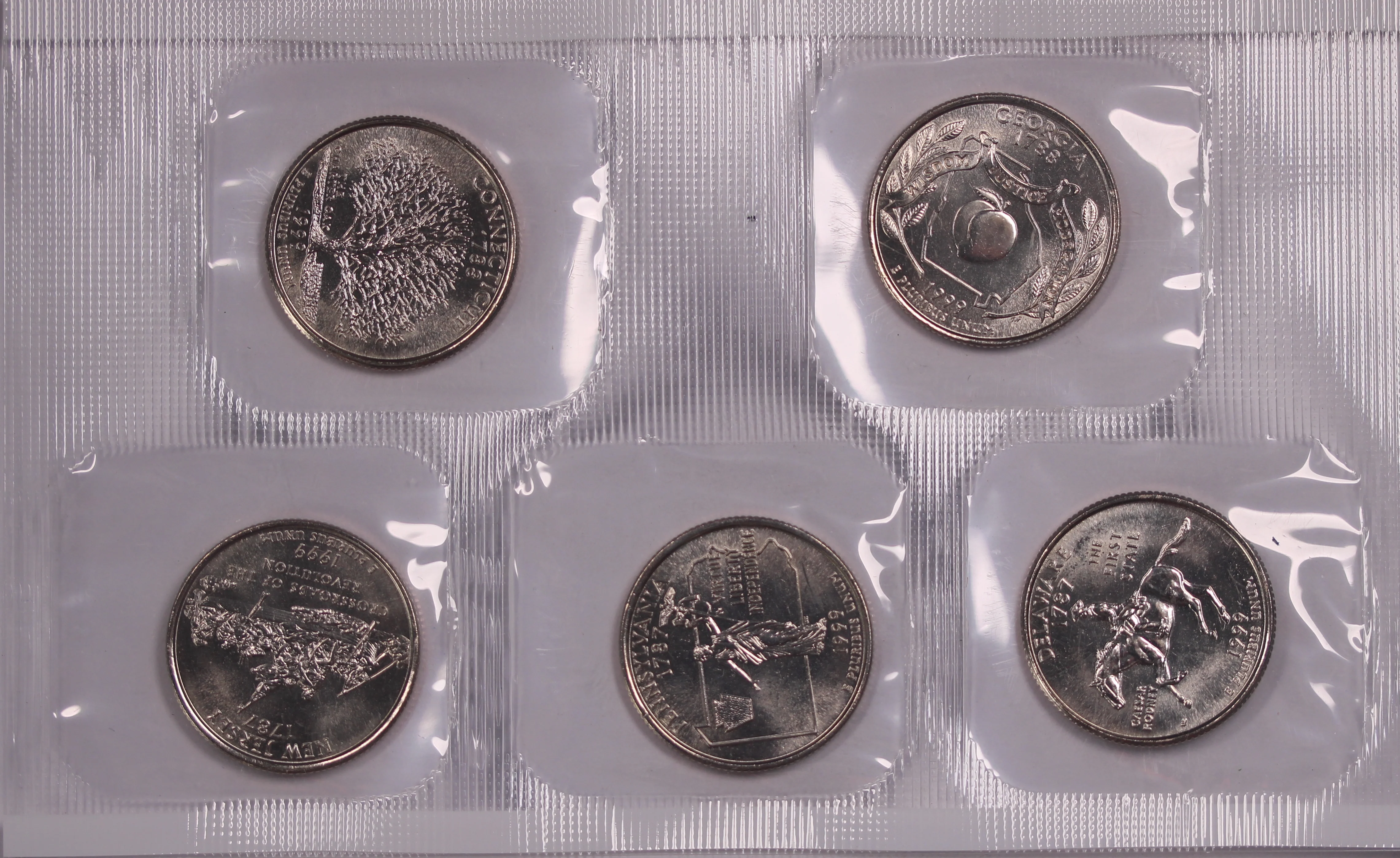 USA 1999 Philadelphia Uncirculated Coin Set - Image 2